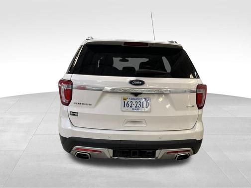 White Platinum Clearcoat Metallic 2017 Ford Explorer Platinum