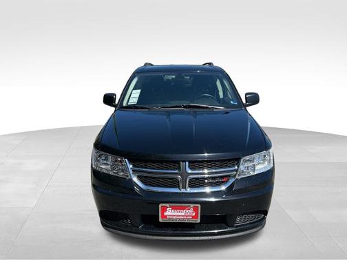Pitch Black Clearcoat 2020 Dodge Journey SE Value