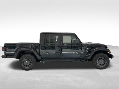 2024 Jeep Gladiator Sport S