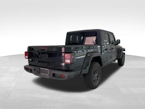 2024 Jeep Gladiator Sport S