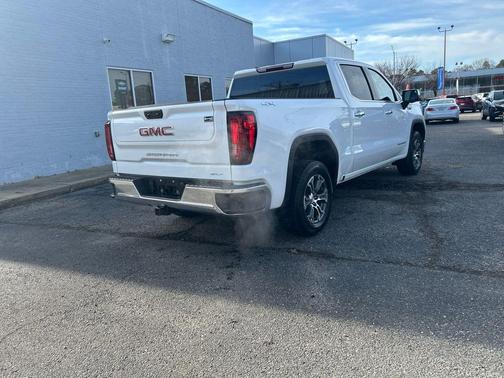 2025 GMC Sierra 1500 SLT