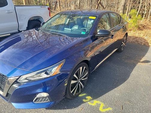 2021 Nissan Altima SR FWD