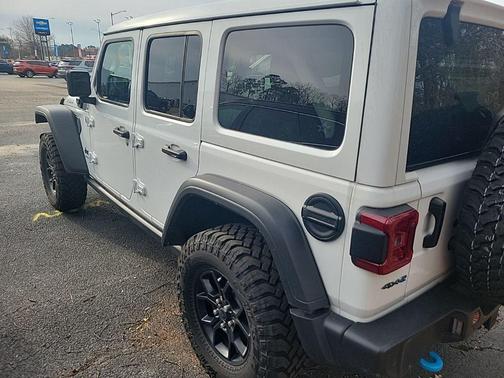 2024 Jeep Wrangler 4xe Willys