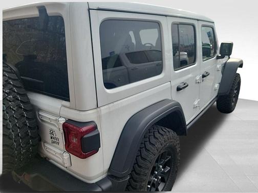 2024 Jeep Wrangler 4xe Willys