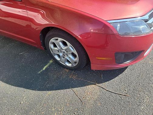 Red 2010 Ford Fusion SE