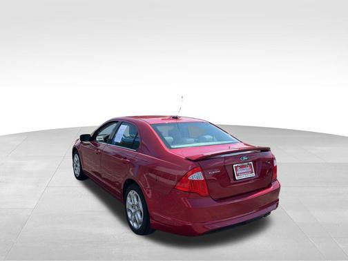 Sangria Red Metallic 2010 Ford Fusion SE