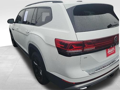 2024 Volkswagen Atlas 2.0T SE w/Technology 4MOTION