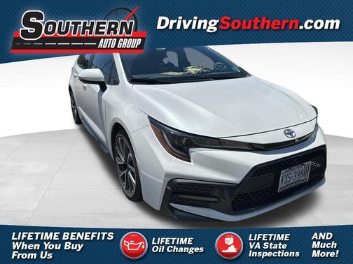 Wind Chill Pearl w/Black Sand Pearl Roof 2022 Toyota Corolla SE