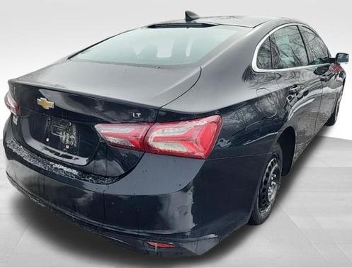 2022 Chevrolet Malibu FWD LT