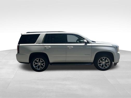 White Diamond Clearcoat 2015 GMC Yukon SLT