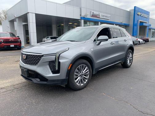 2024 Cadillac XT4 Premium Luxury