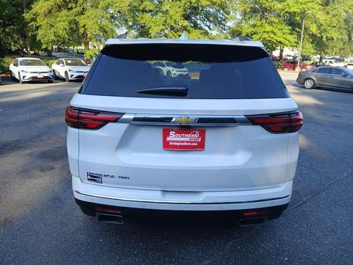 2022 Chevrolet Traverse High Country