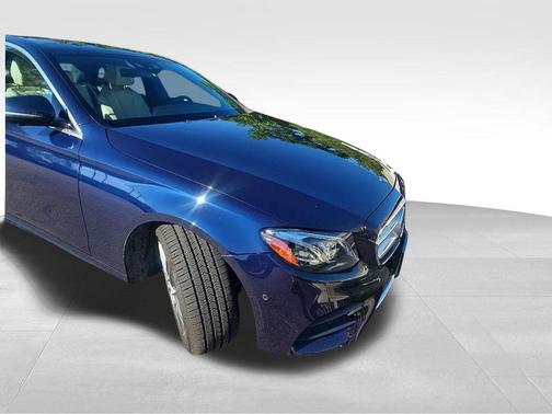 Lunar Blue Metallic 2018 Mercedes-Benz E-Class 4MATIC
