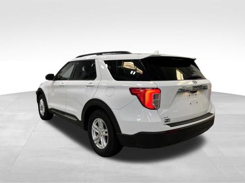 Oxford White 2020 Ford Explorer XLT