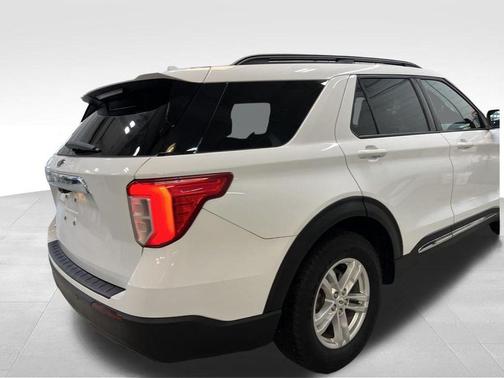 Oxford White 2020 Ford Explorer XLT