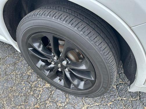 White Knuckle Clearcoat 2020 Dodge Durango R/T RWD