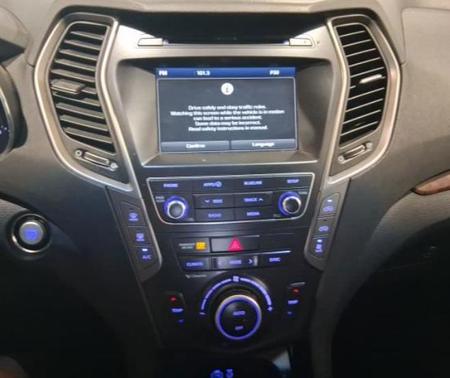 Monaco White 2019 Hyundai Santa Fe XL SE