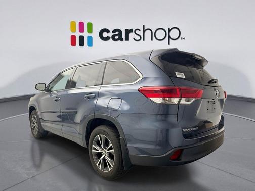 2017 Toyota Highlander LE
