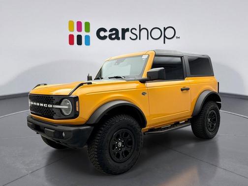 CYBER ORANGE MET TRI-COAT 2022 Ford Bronco Wildtrak