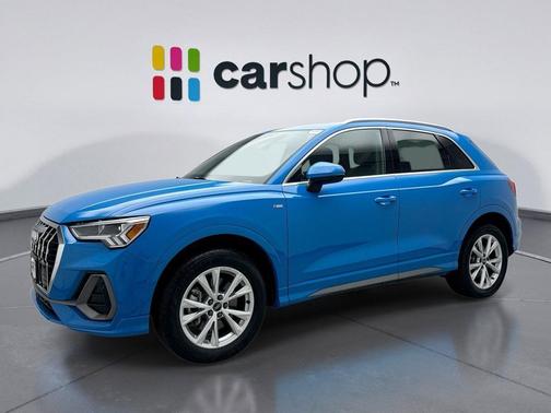 Navarra Blue 2023 Audi Q3 Premium 45 TFSI S line quattro Tiptronic