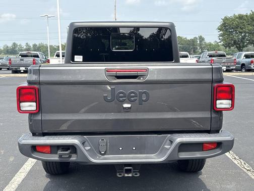 2022 Jeep Gladiator Altitude 4x4