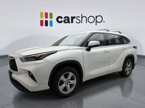 2022 Toyota Highlander LE