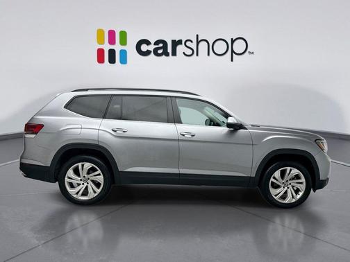 Pyrite Silver 2023 Volkswagen Atlas 3.6L SE w/Technology