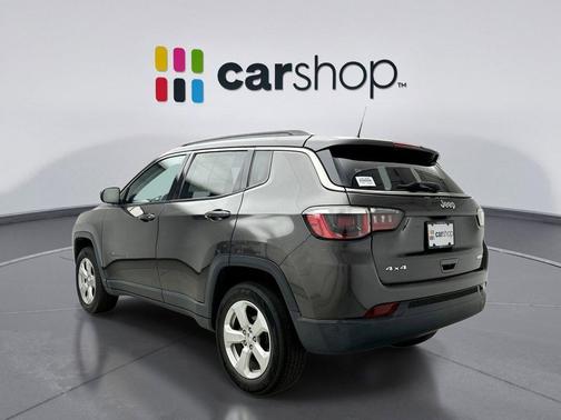 Granite Crystal Metallic Clearcoat 2019 Jeep Compass Latitude