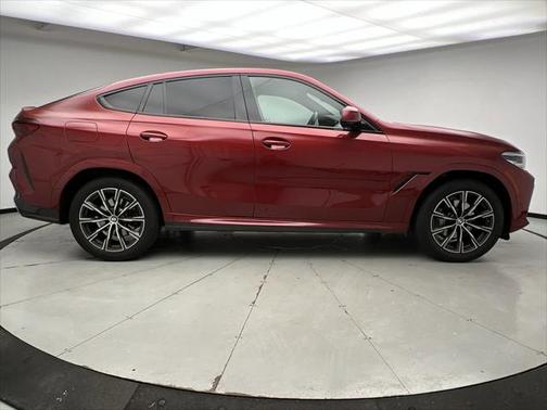 2021 BMW X6 xDrive40i