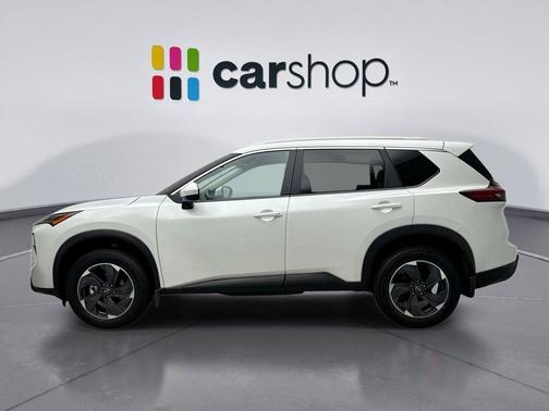 Everest White Pearl 2024 Nissan Rogue SV