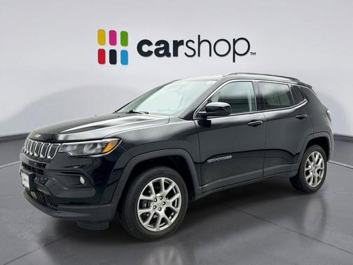 Diamond Black Crystal Pearlcoat 2022 Jeep Compass Latitude Lux