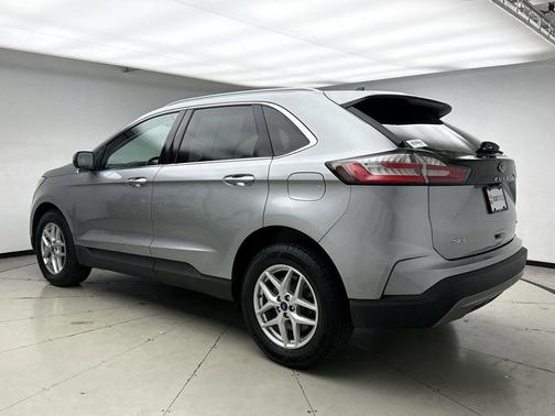 ICONIC SILVER 2022 Ford Edge SEL