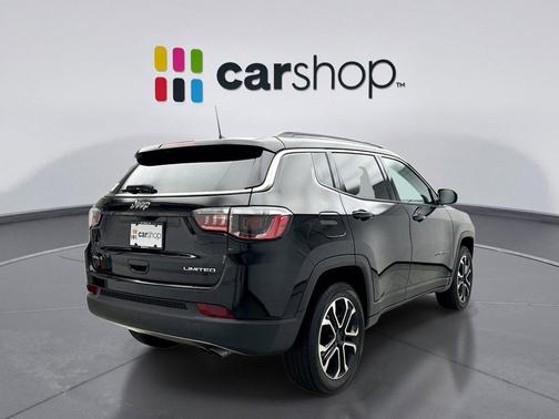Diamond Black Crystal Pearlcoat 2022 Jeep Compass Limited