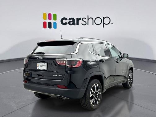Diamond Black Crystal Pearlcoat 2022 Jeep Compass Limited