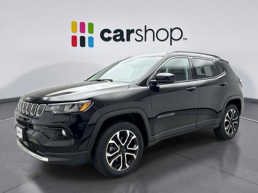 Diamond Black Crystal Pearlcoat 2022 Jeep Compass Limited
