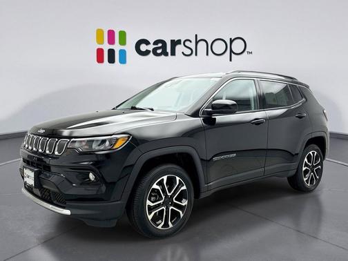 Diamond Black Crystal Pearlcoat 2022 Jeep Compass Limited