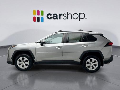 Silver Sky Metallic 2019 Toyota RAV4 LE