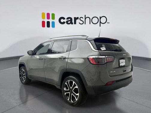 Sting-Gray Clearcoat 2022 Jeep Compass Limited