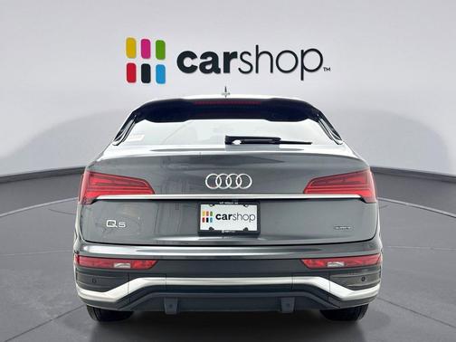 2022 Audi Q5 45 S line Premium Plus