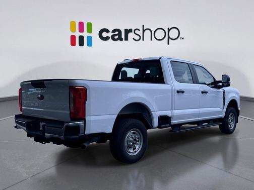 OXFORD WHITE 2024 Ford F-250 XL