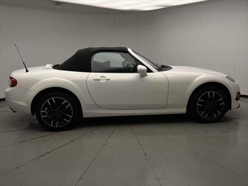 2015 Mazda MX-5 Miata Sport