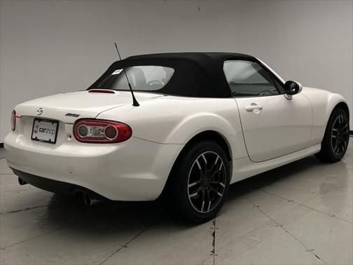 2015 Mazda MX-5 Miata Sport
