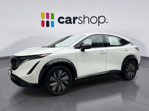 Everest White Pearl Tricoat 2024 Nissan ARIYA ENGAGE+