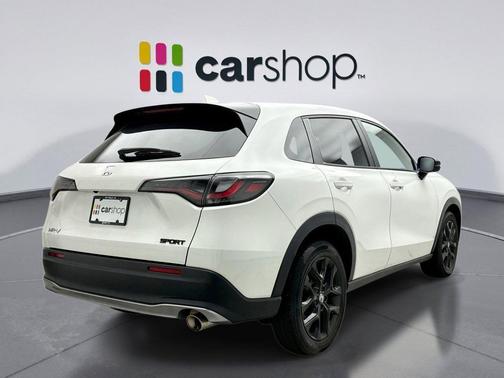 Platinum White 2024 Honda HR-V SPORT
