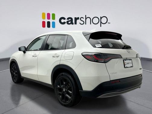 Platinum White 2024 Honda HR-V SPORT
