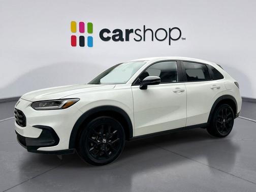 Platinum White 2024 Honda HR-V SPORT
