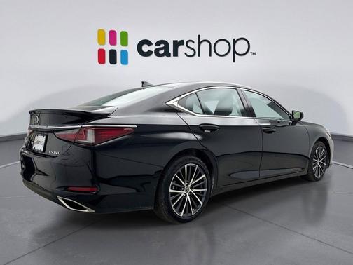 2023 Lexus ES 350 Base