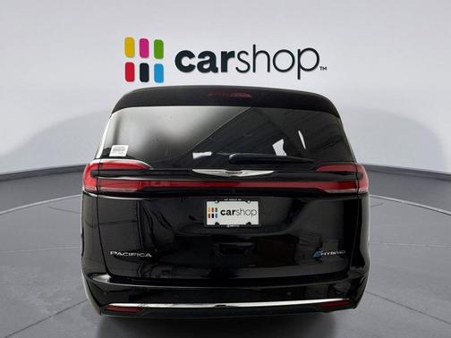 2025 Chrysler Pacifica Hybrid Select