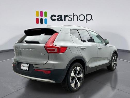 Vapour Gray 2025 Volvo XC40 B5 Plus Bright Theme