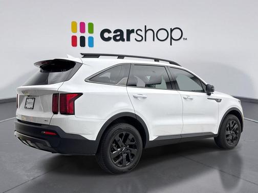 Glacial White Pearl 2023 Kia Sorento S
